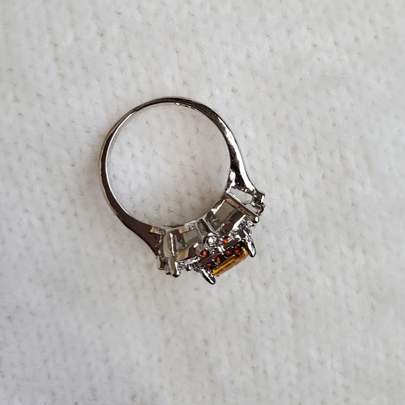 New Gorgeous Citrine Birthstone Ring - Picture 7 of 9